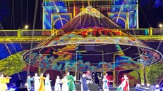 Những tiết mục nghệ thuật hấp dẫn tại lễ bế mạc.