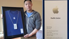 Anh Sam Struan, tên cũ "Sam Sung", cựu nhân viên Apple.
