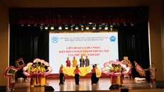 Liên hoan có sự trình diễn của 24 tiết mục đặc sắc.