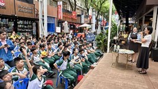 Các em học sinh TP Hồ Chí Minh trong Ngày hội vui học cùng sách.