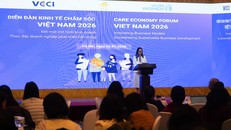 Bà Mai Thị Diệu Huyền, Phó Chủ tịch phụ trách Hội đồng Doanh nhân nữ Việt Nam (VWEC) phát biểu khai mạc diễn đàn.