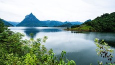 Khu Bảo tồn Thiên nhiên Nà Hang-Lâm Bình.