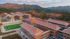 Trường phổ thông nội trú liên cấp Si Pa Phìn.