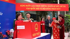 Cử tri Đống Đa tin tưởng vào sự lựa chọn của mình. Ảnh: Hanoimoi.