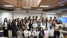 Các bạn trẻ tham gia tập huấn “Kỹ năng truyền thông thay đổi hành vi và sáng tạo nội dung”. Ảnh: Mạng lưới Thanh niên vì Việc làm thỏa đáng, Việc làm xanh.