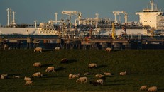 Châu Âu giữa “gọng kìm” địa chính trị và cuộc khủng hoảng năng lượng mới