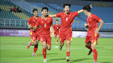 U17 Việt Nam vô địch: Dấu ấn HLV Roland và “hệ sinh thái” CLB Hà Nội