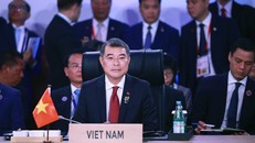 Thủ tướng Chính phủ Lê Minh Hưng phát biểu tại Phiên họp toàn thể của Hội nghị Cấp cao ASEAN lần thứ 48. Ảnh: VGP/Nhật Bắc.