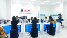Giao dịch tại chi nhánh của Ngân hàng Quốc Dân 