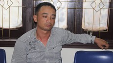 Nguyễn Văn Tuấn giả danh Đội trưởng Đội CSTT và cơ động Công an thành phố Vinh để lừa nhận tiền bảo kê sử dụng vỉa hè kinh doanh