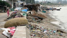 Biển Đông Hải, TP Phan Rang - Tháp Chàm đầy rác thải sinh hoạt