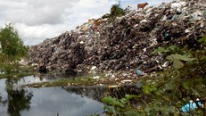 Bãi rác tự phát hơn 10 gây ô nhiễm môi trường