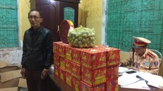 CSGT trạm Diễn Châu lập biên bản xử lý vụ vận chuyển 69,5 kg pháo nổ