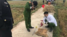 Lực lượng chức năng khám nghiệm hiện trường