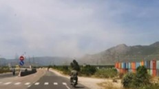 Khói bụi mù mịt tại bãi xỉ Nhà máy Nhiệt điện Vĩnh Tân