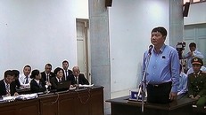 Bị cáo Đinh La Thăng tại phiên xử sáng nay (19/3)