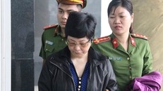 Bị cáo Châu Thị Thu Nga được dẫn giải vào phiên xét xử phúc thẩm hôm 10.4