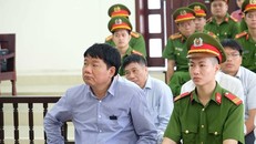 Ông Đinh La Thăng tại tòa ngày 7/5.