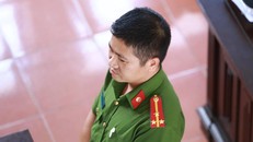 Điều tra viên Bùi Tuấn Nghĩa tại tòa