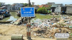 Biển tuyên truyền bảo vệ môi trường không phát huy tác dụng.