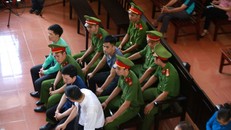 Vụ xét xử bác sĩ Hoàng Công Lương: Trả hồ sơ điều tra lại, xem xét khởi tố Phó Giám đốc BV Hòa Bình 