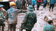 Sạt lở kinh hoàng ở Lai Châu: Hơn 10 người chết và mất tích, giao thông tê liệt hoàn toàn