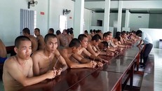 Hơn 100 học viên cai nghiện ma túy trốn trại tại Trung tâm cai nghiện ma túy bắt buộc tỉnh Tiền Giang (Ảnh: NLĐ)