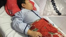 Làm rõ vụ bé trai nuốt 9 viên bi vào bụng