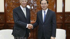 Chủ tịch nước Trần Đại Quang tiếp Tổng Giám đốc Tổ chức Sở hữu trí tuệ thế giới, ông Francis Gurry, vào chiều 21/3/2017. (Ảnh: Nhan Sáng/TTXVN)