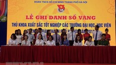 Các thủ khoa xuất sắc ghi danh Sổ vàng