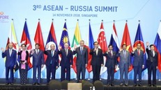 Tổng thống Nga V. Putin và các nhà lãnh đạo ASEAN tại Thượng đỉnh Nga - ASEAN, Singapore, ngày 14/11