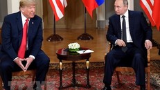Tổng thống Mỹ Donald Trump (trái) và Tổng thống Nga Vladimir Putin trong cuộc gặp thượng đỉnh tại Helsinki, Phần Lan ngày 16/7