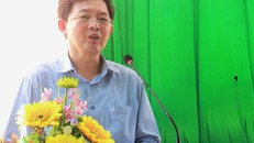 Chủ tịch UBND tỉnh Bình Định Hồ Quốc Dũng đối thoại với người dân xã Mỹ Thắng, huyện Phù Mỹ, ngày 3/12