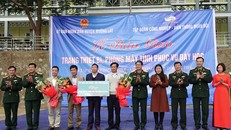 Tập đoàn Công nghiệp-Viễn thông Quân đội bàn giao 3 phòng máy tính và trang thiết bị cho các điểm trường ở huyện Bá Thước, Thanh Hóa