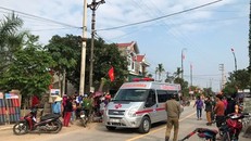 Hiện trường vụ tai nạn khiến 3 anh em họ phải nhập viện cấp cứu.