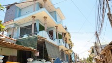 Một dãy nhà cao tầng ở thôn Kỳ Xuyên, xã Tịnh Kỳ, TP Quảng Ngãi