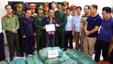 ang vật thu giữ tại vụ án. 