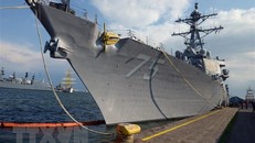 Tàu khu trục USS Donald Cook. (Nguồn: AFP/TTXVN)