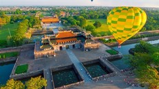 Khinh khí cầu tại kỳ Festival Nghề truyền thống Huế 2017. Ảnh: BTC