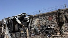 Hiện trường một vụ đánh bom ở Afghanistan. (Nguồn: THX/TTXVN)