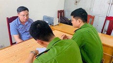 Ngô Văn Khích (Đăng Hạ) tại cơ quan Công an