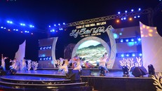 Lễ khai mạc Tuần Văn hóa – Du lịch Lý Sơn lần thứ 2 diễn ra vào tối 22/6 tại huyện đảo Lý Sơn, tỉnh Quảng Ngãi. 