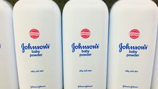 Johnson & Johnson thu hồi 33.000 chai bột phấn trẻ em vì nghi chứa chất gây ung thư
