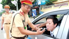 Nghị định mới tăng nặng mức xử phạt đối với hành vi vi phạm nồng độ cồn lái xe - Ảnh minh họa