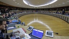 46 nhân viên EU ở nhà theo dõi sức khỏe sau ca nhiễm COVID-19 thứ 2