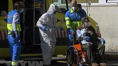 Tây Ban Nha ghi nhận số ca tử vong mới thấp nhất trong vòng 17 ngày