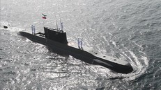 Tàu ngầm của hải quân Iran tham gia huấn luyện tại Vịnh Oman, ngày 22/2/2020. Ảnh minh họa: AFP/TTXVN