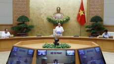 Thủ tướng Nguyễn Xuân Phúc phát biểu tại cuộc họp