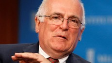 Ông Richard - cựu lãnh đạo MI6. Ảnh: Reuters