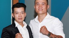 Peter Phạm (trái) bên Trương Đình Hoàng tại buổi ra mắt phim chiều 1/7. Peter Phạm là võ sĩ Vịnh Xuân, diễn viên chính và đạo diễn võ thuật của phim.